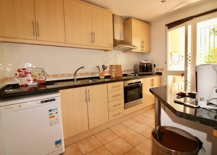 Puerto 에스테포나